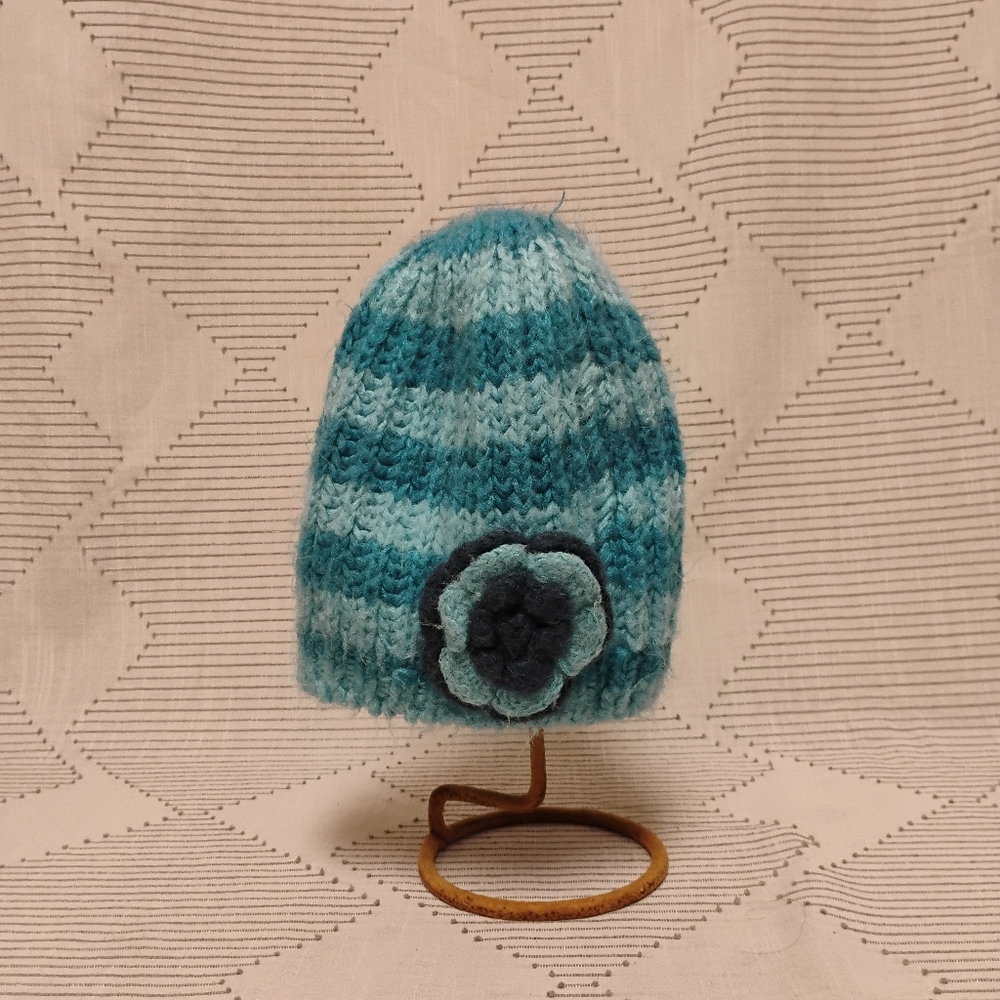 L.E.I Fuzzy Cozy Blue Striped Kids Beanie with Flower Accent Girls